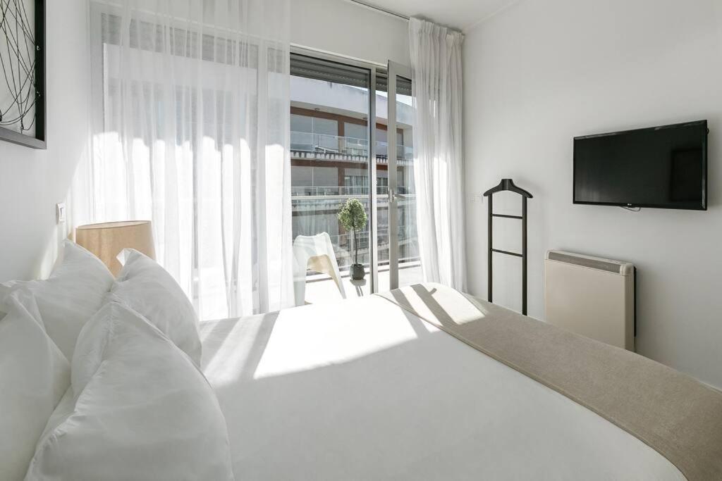 Metro Apartamento *